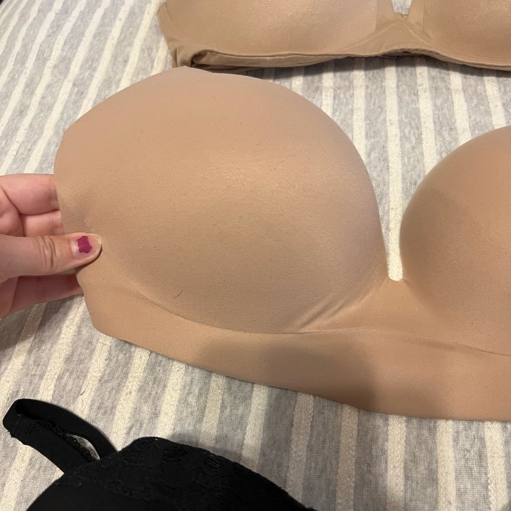 2 Victoria Secret Bras - Wireless Comfy Bras 36DD